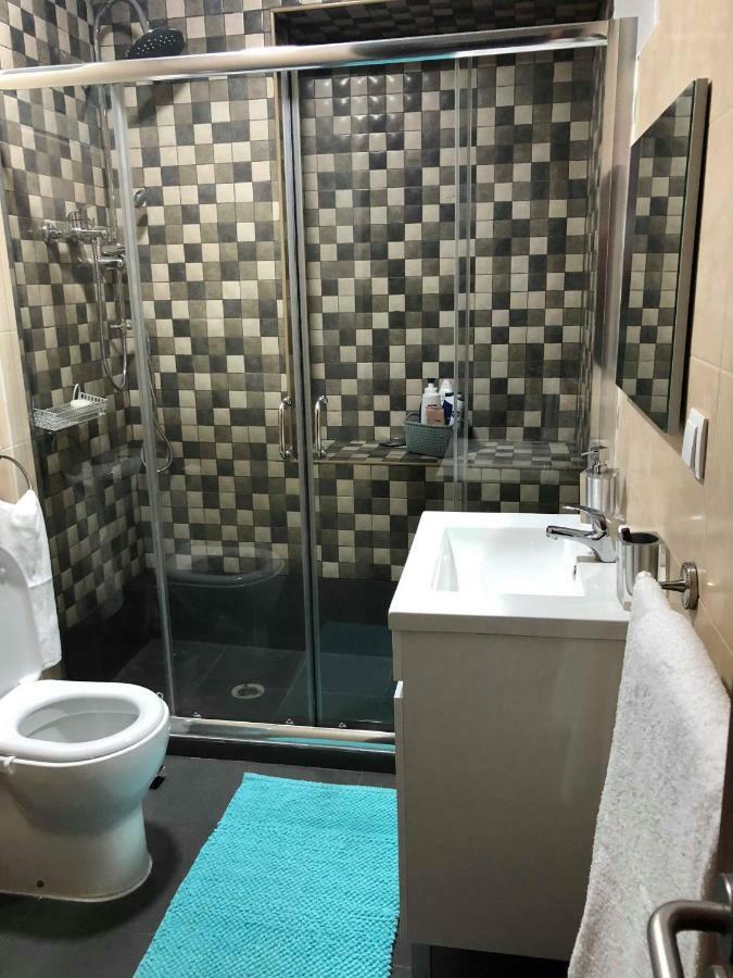 Room In Queluz 11 Minutes From Lisbon المظهر الخارجي الصورة